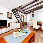 Ap Downtown Apartment Rovinj